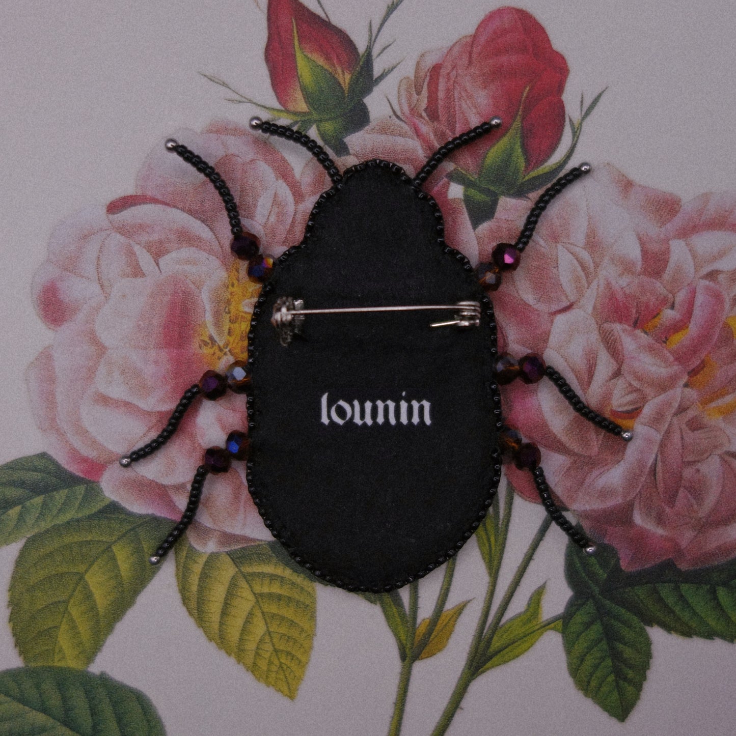 Broche scarabée