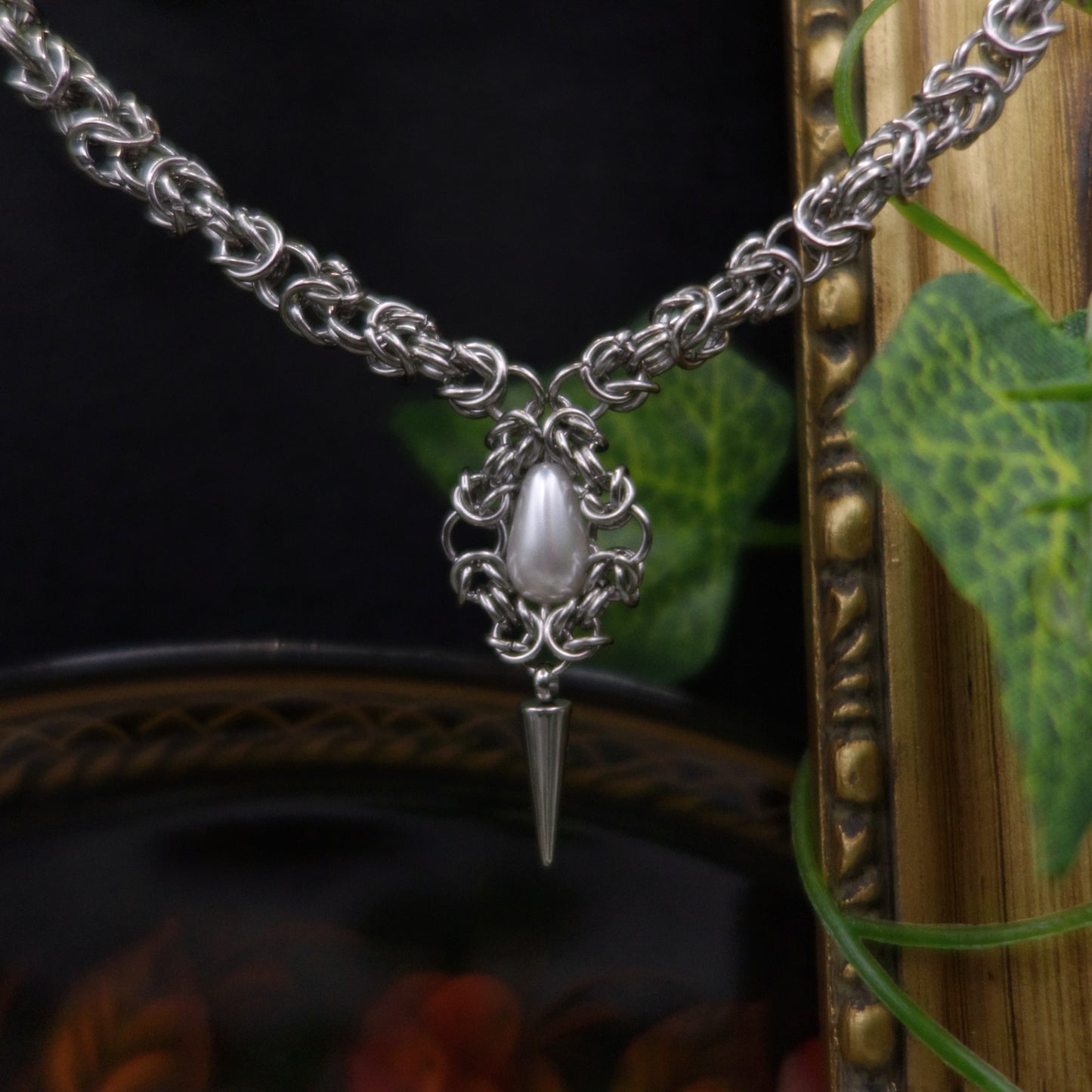 Collier chaîne et pendentif perle nacrée