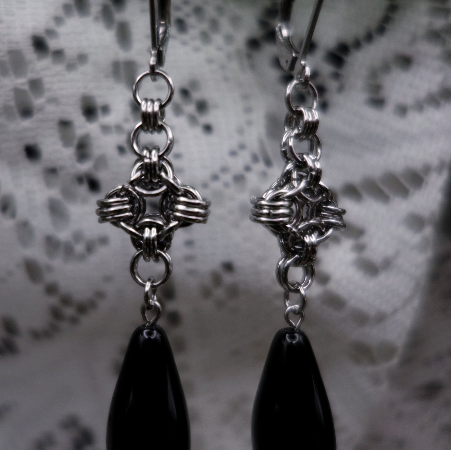 Boucles perles noires