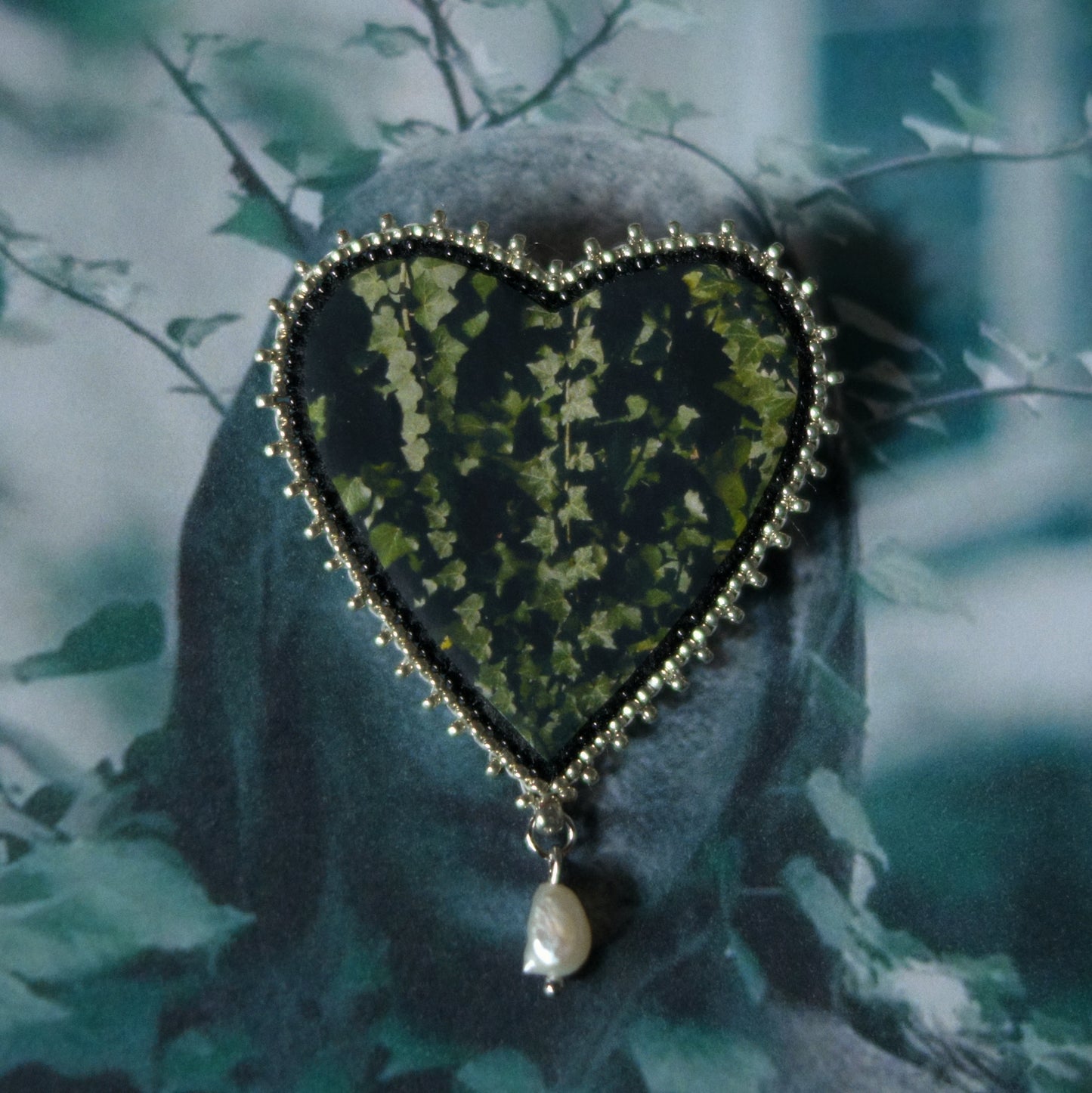 Broche lierre