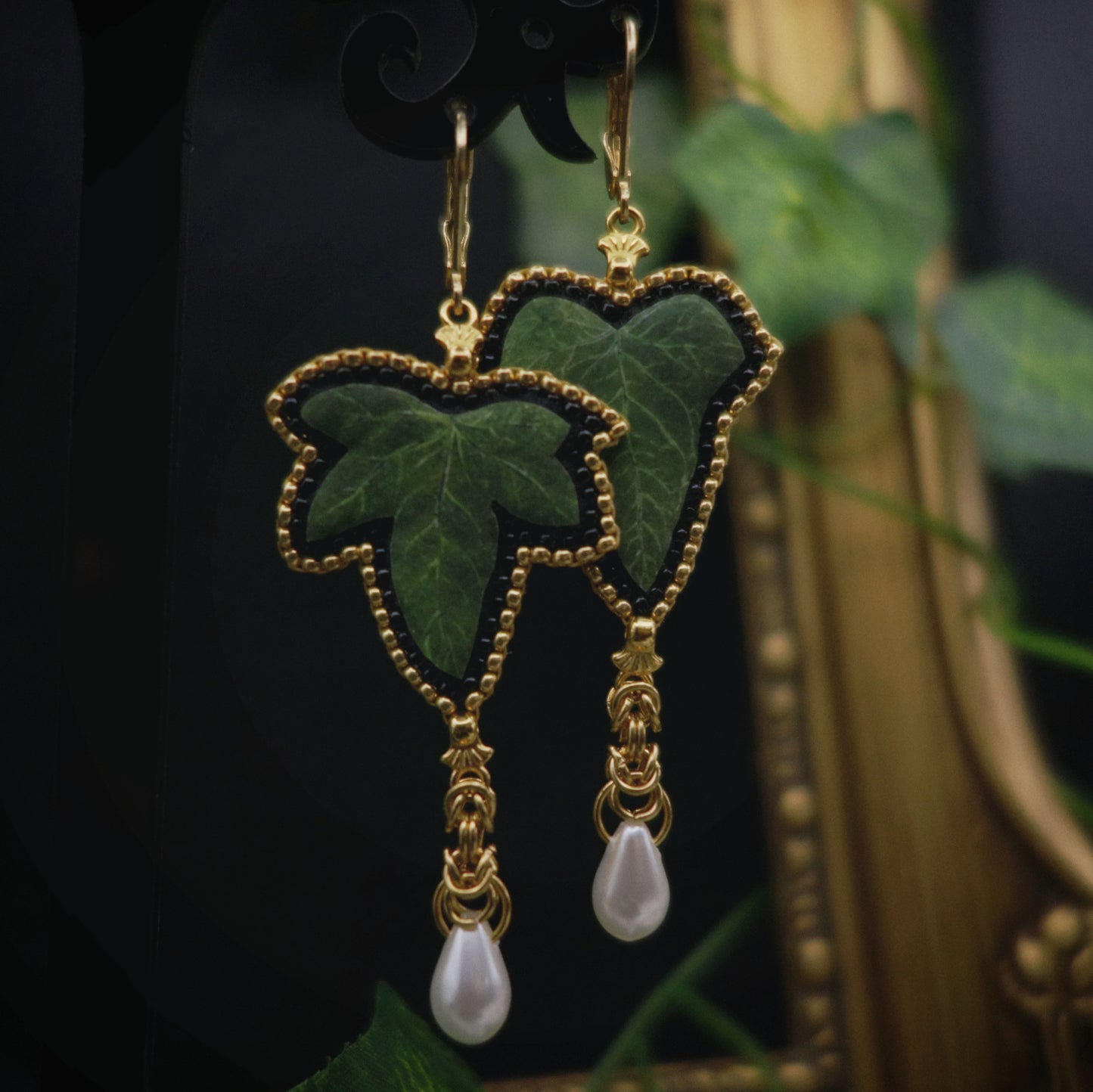 Boucles feuilles de lierre