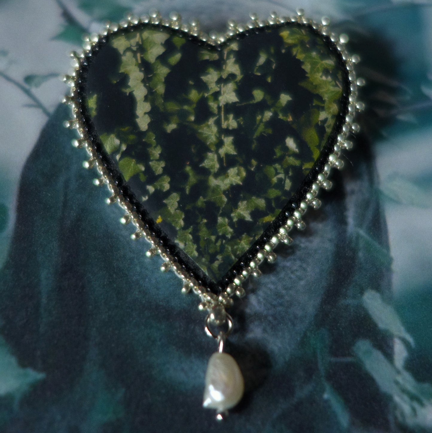 Broche lierre