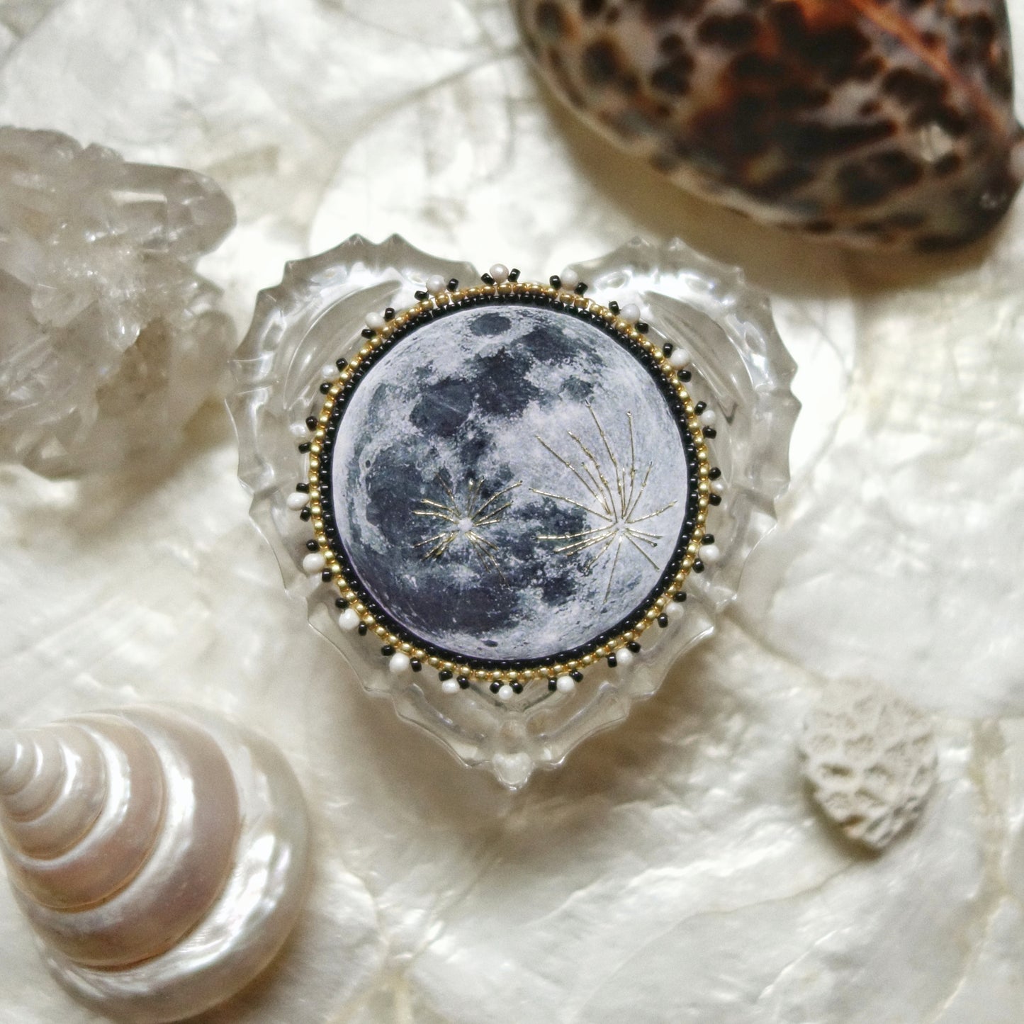 Broche lune