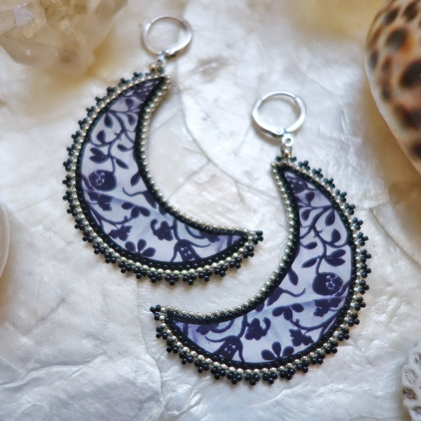 Boucles croissants de lune