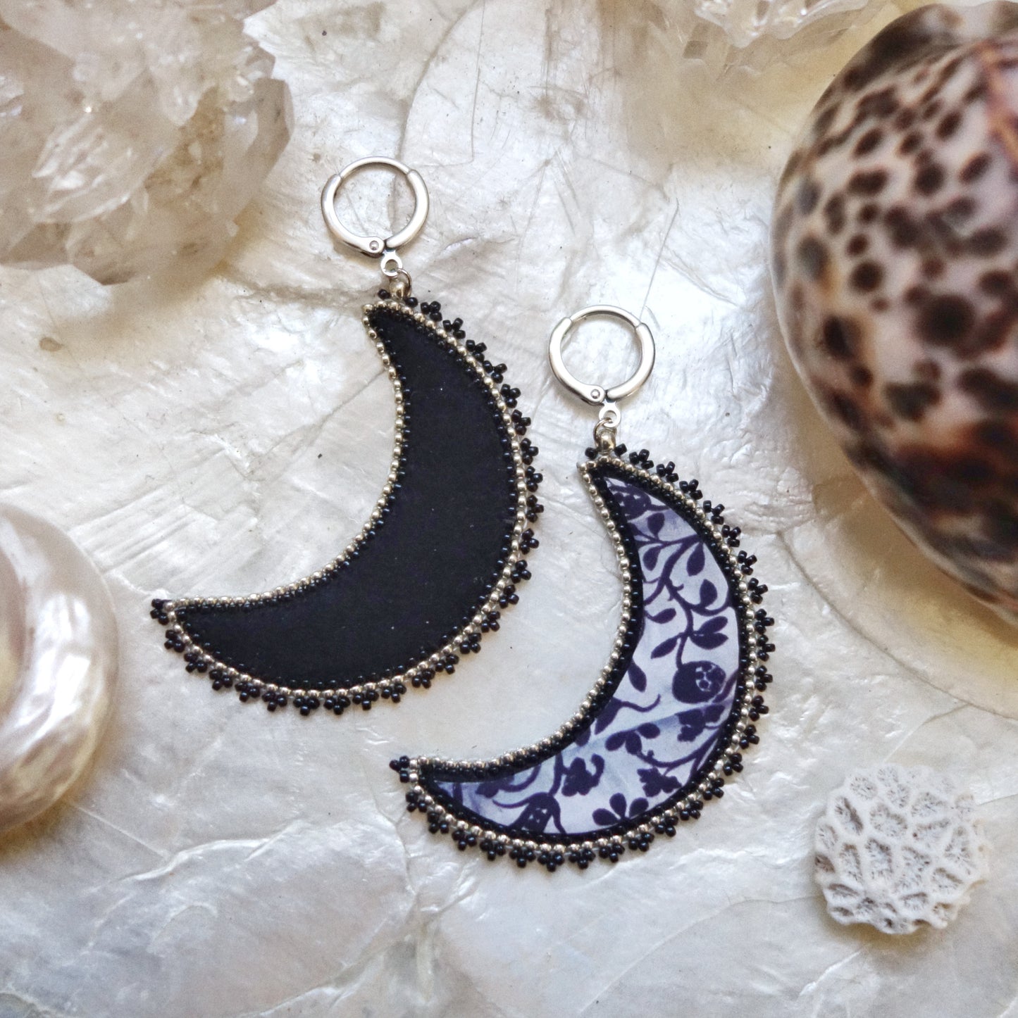 Boucles croissants de lune