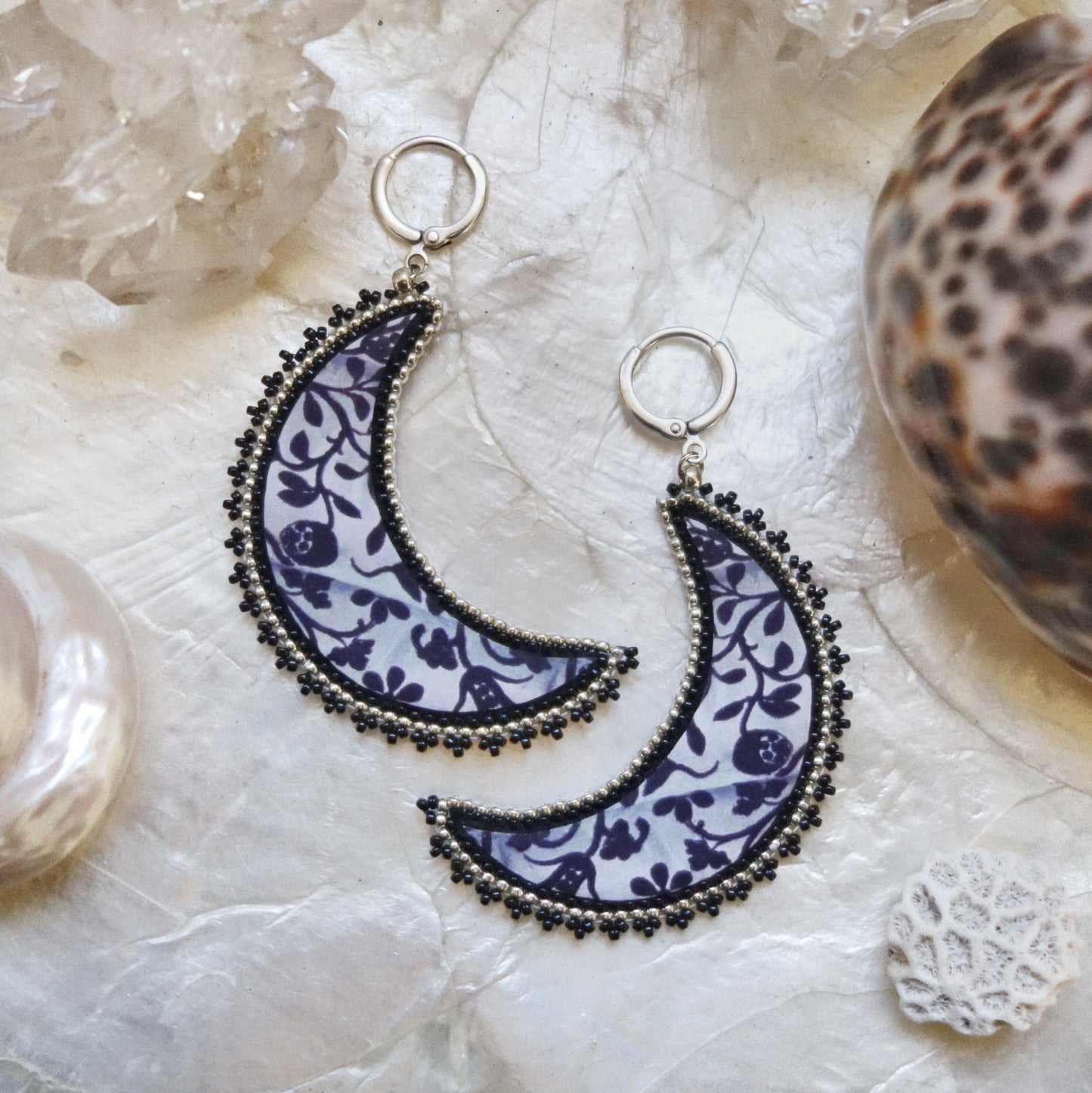 Boucles croissants de lune