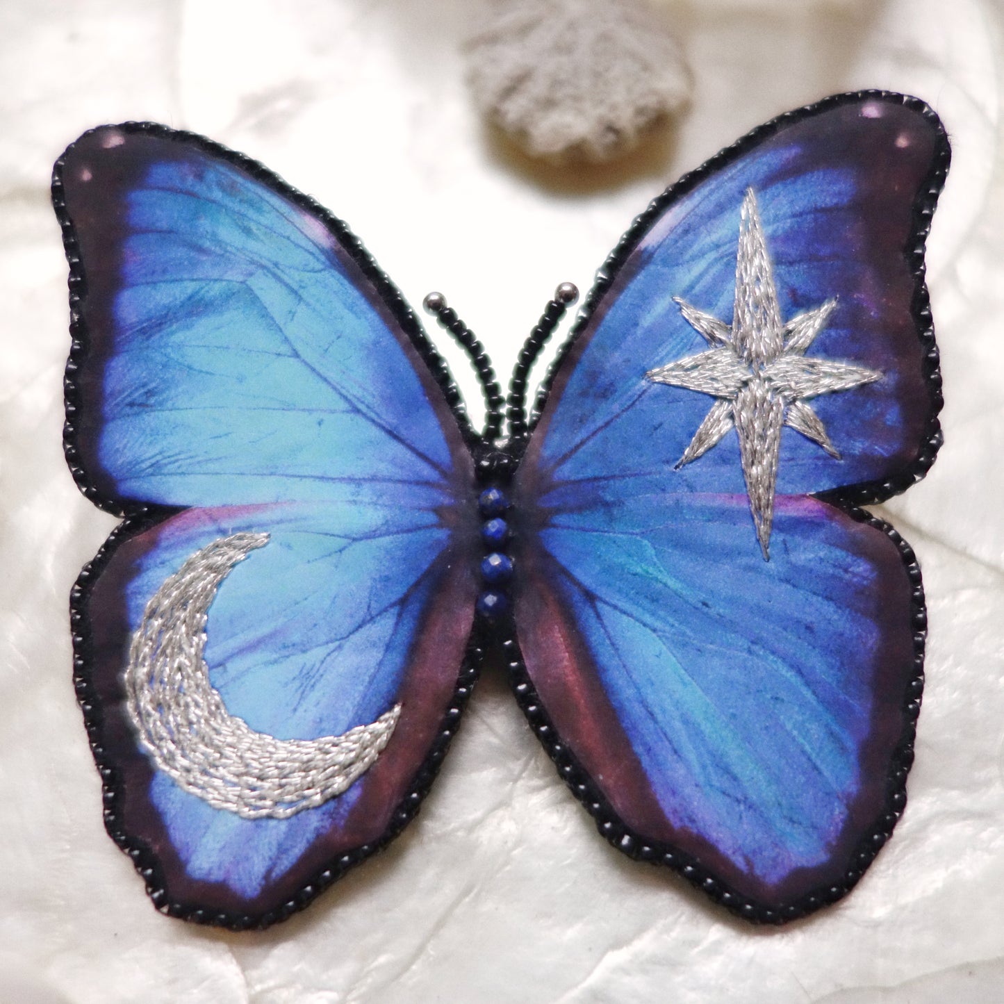 Broche papillon