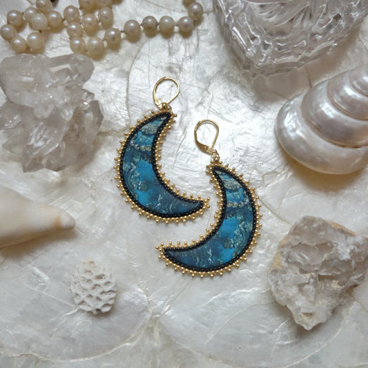 Boucles croissants de lune