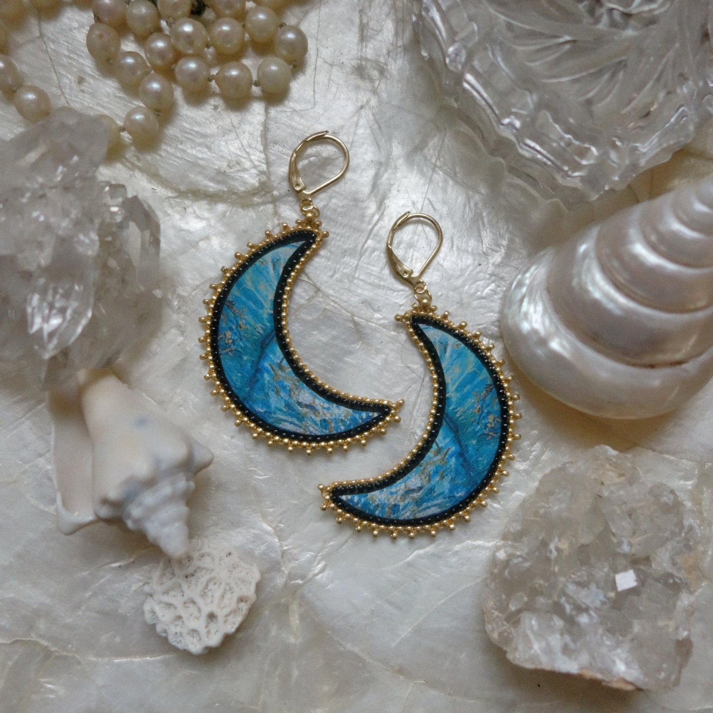 Boucles croissants de lune