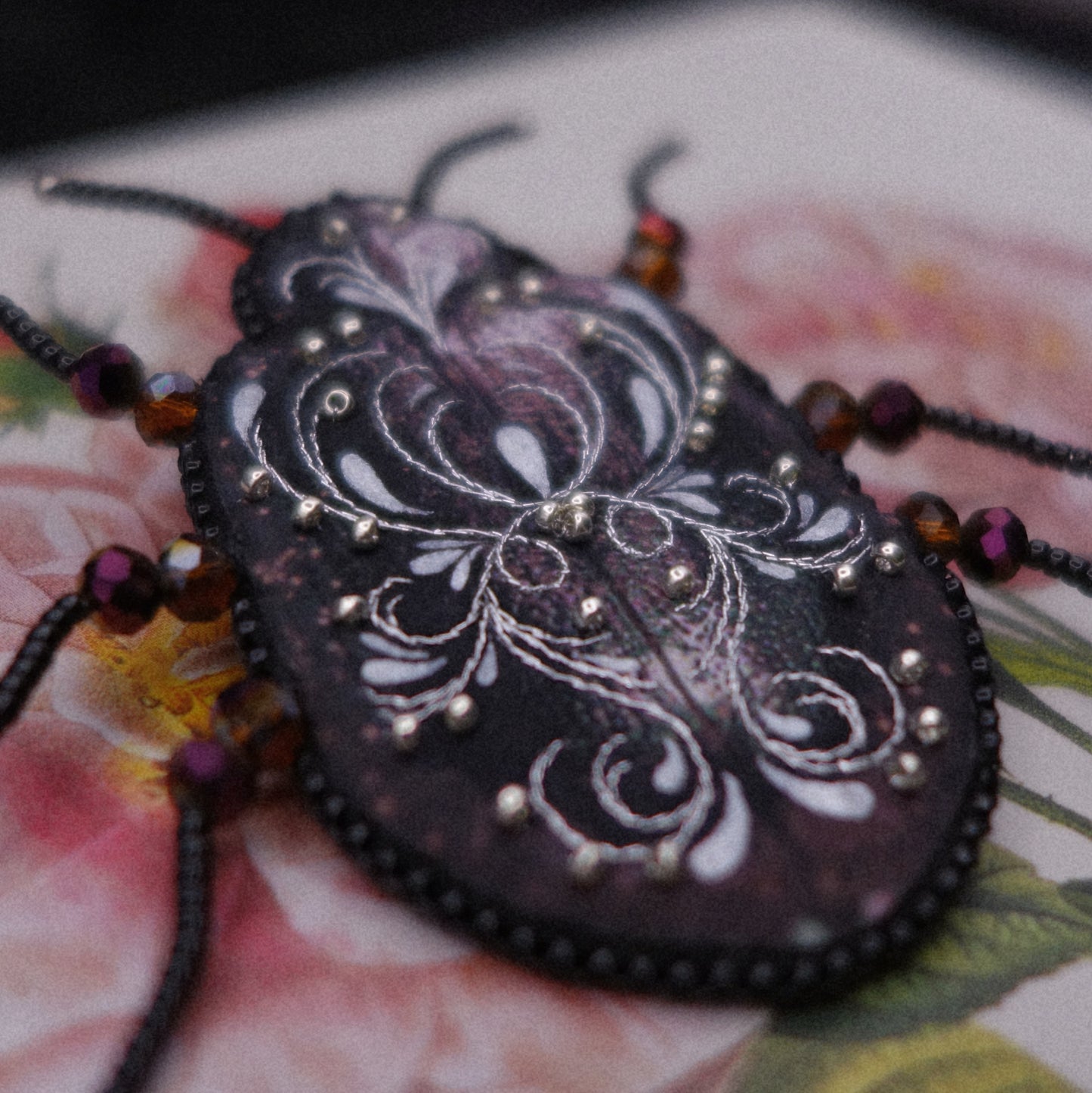 Broche scarabée
