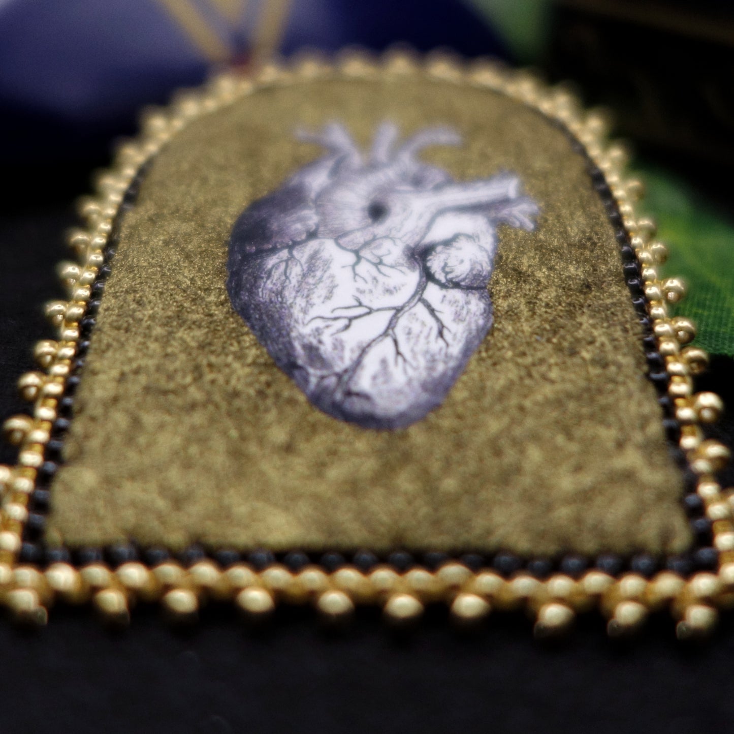 Broche cœur anatomique