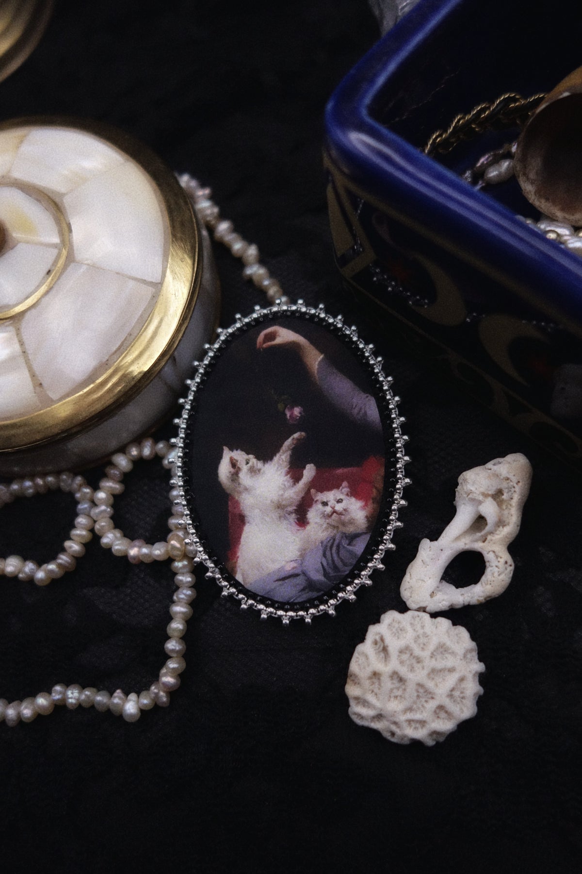 Broche tableau