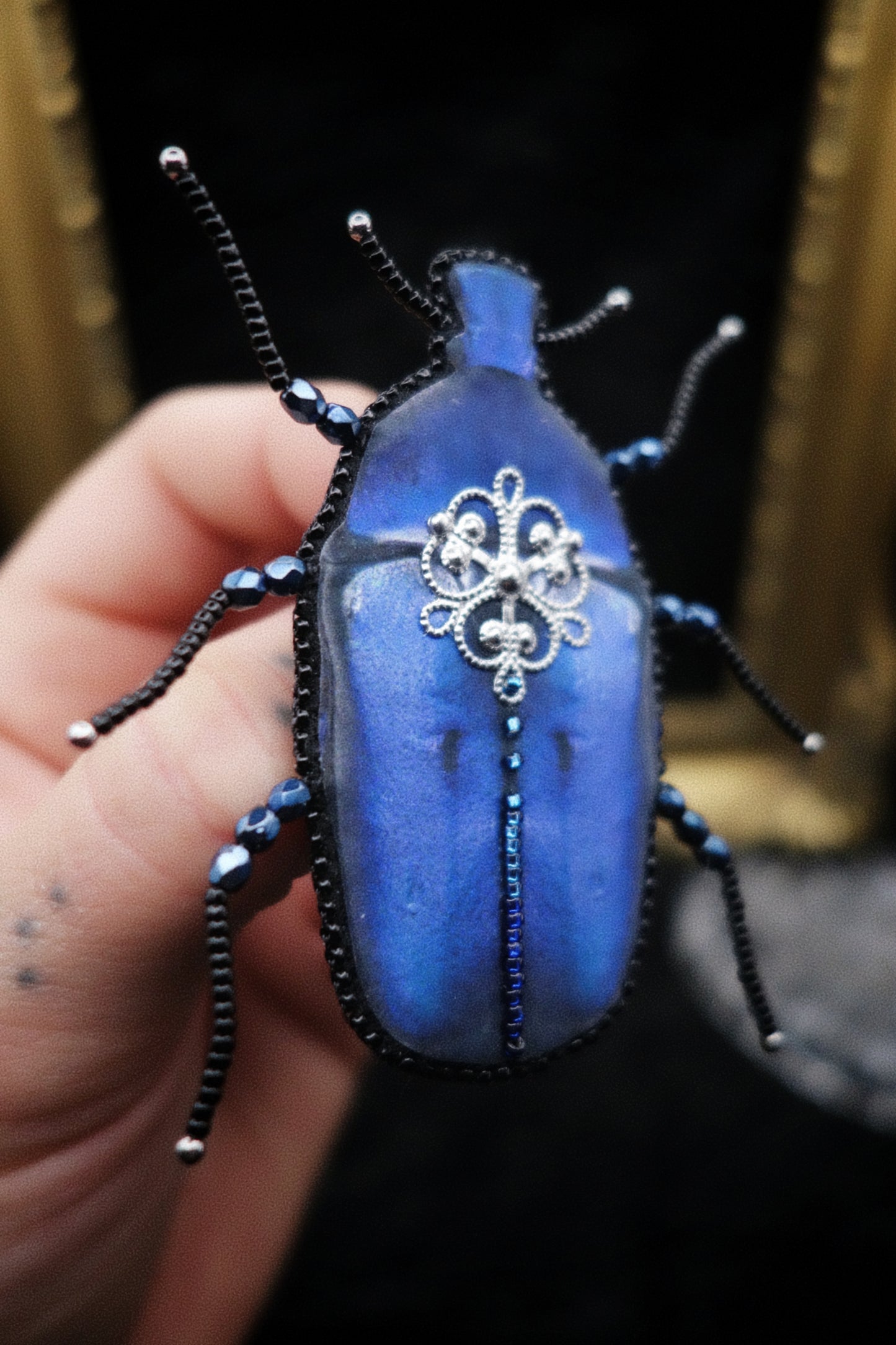 Broche scarabée