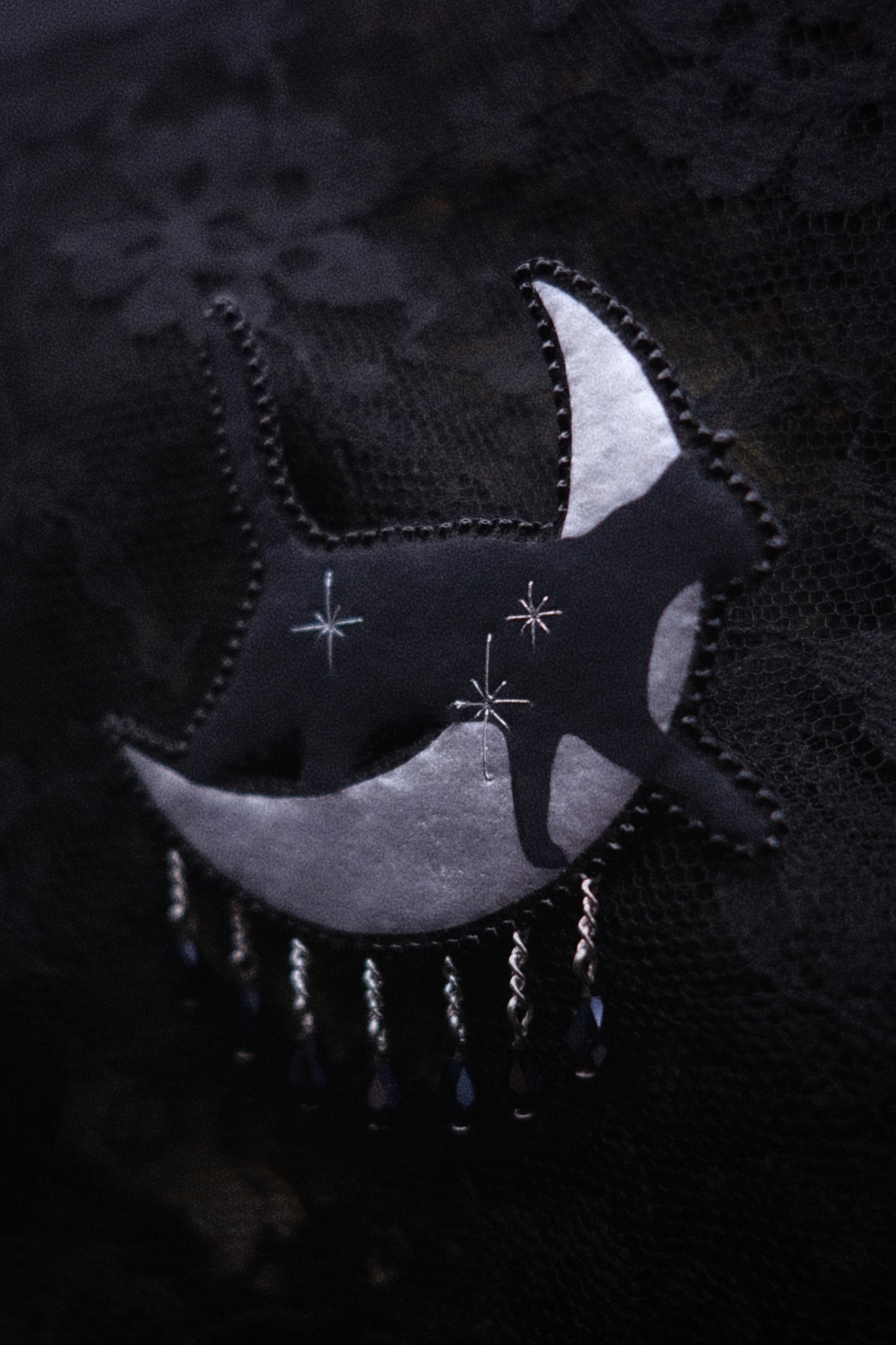 Broche chat noir