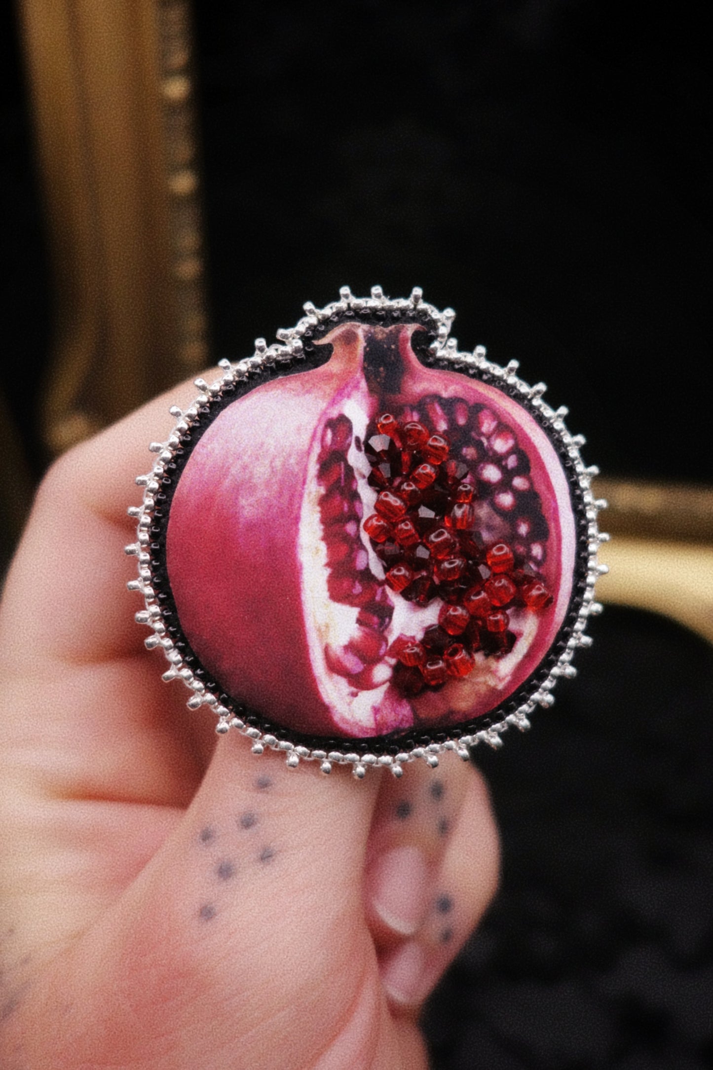Broche grenade