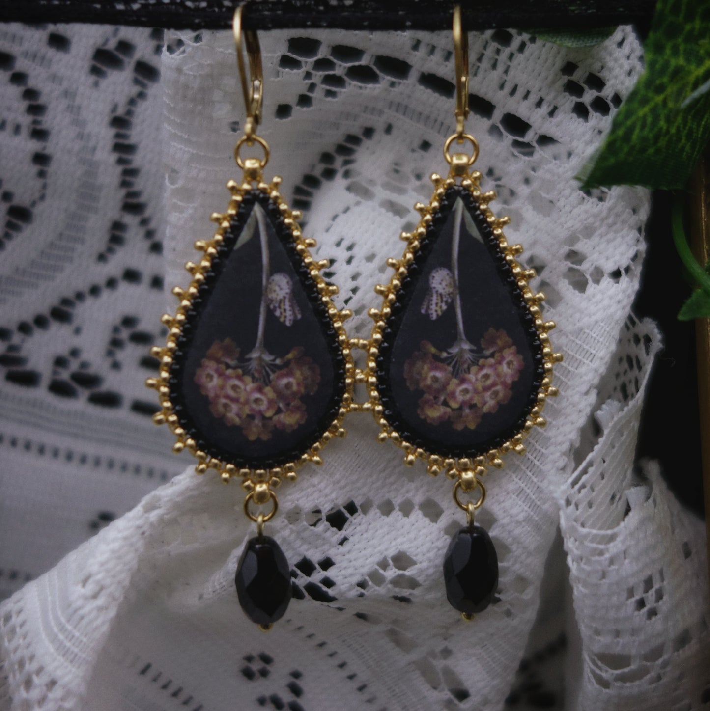 Boucles fleur et papillon