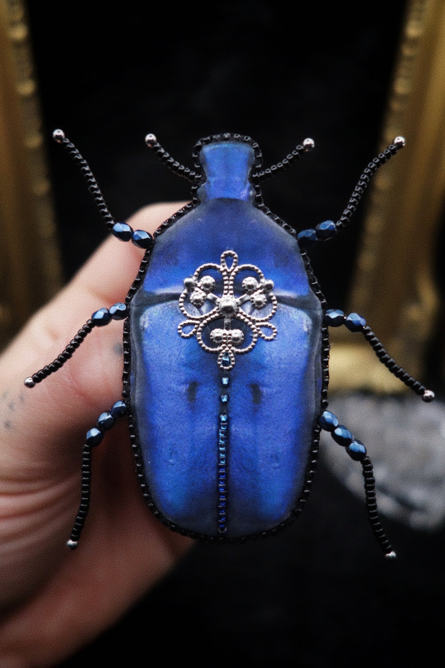 Broche scarabée