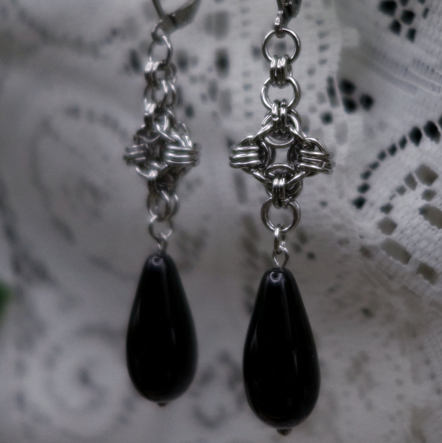 Boucles perles noires