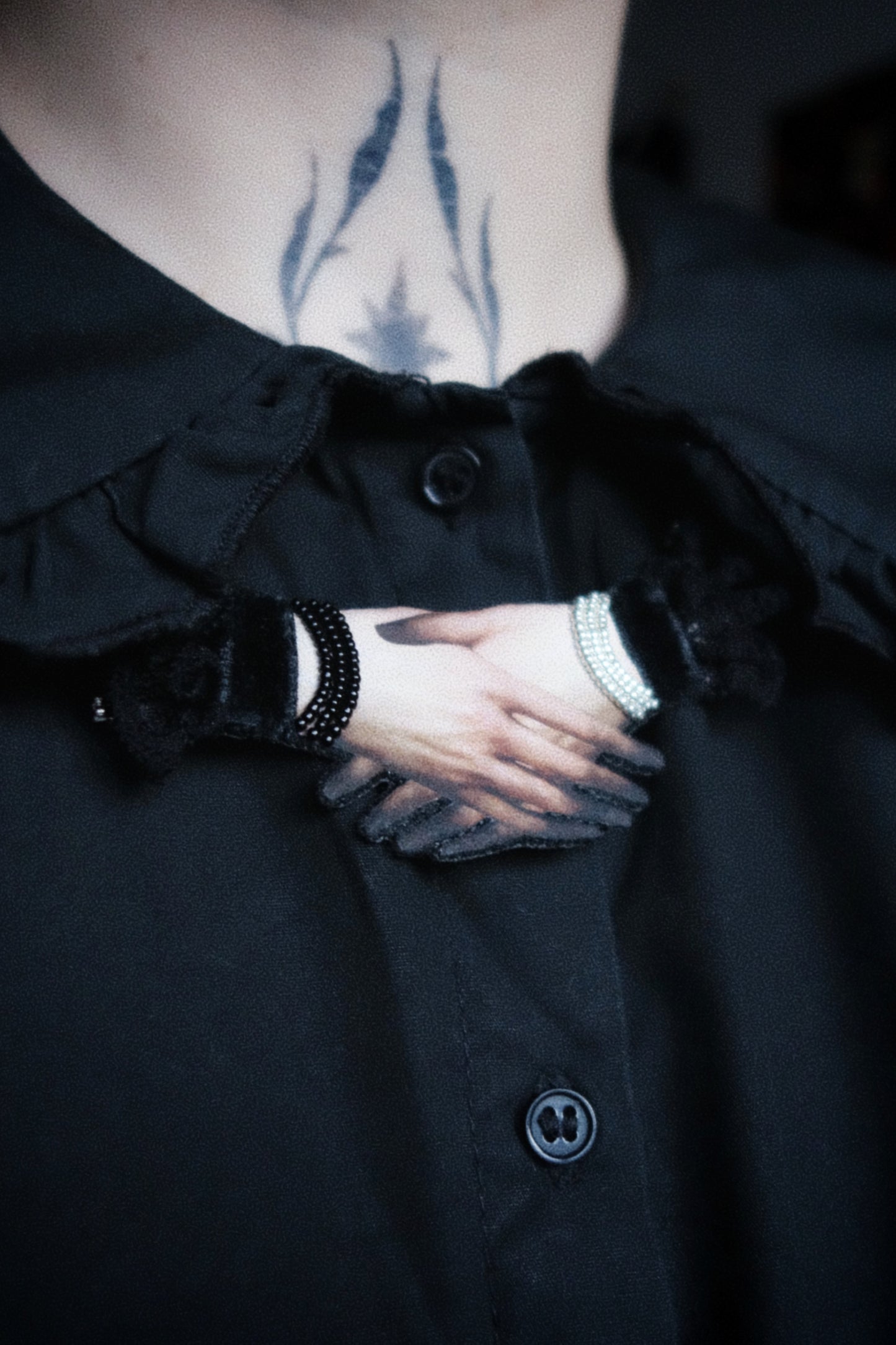 Collier mains