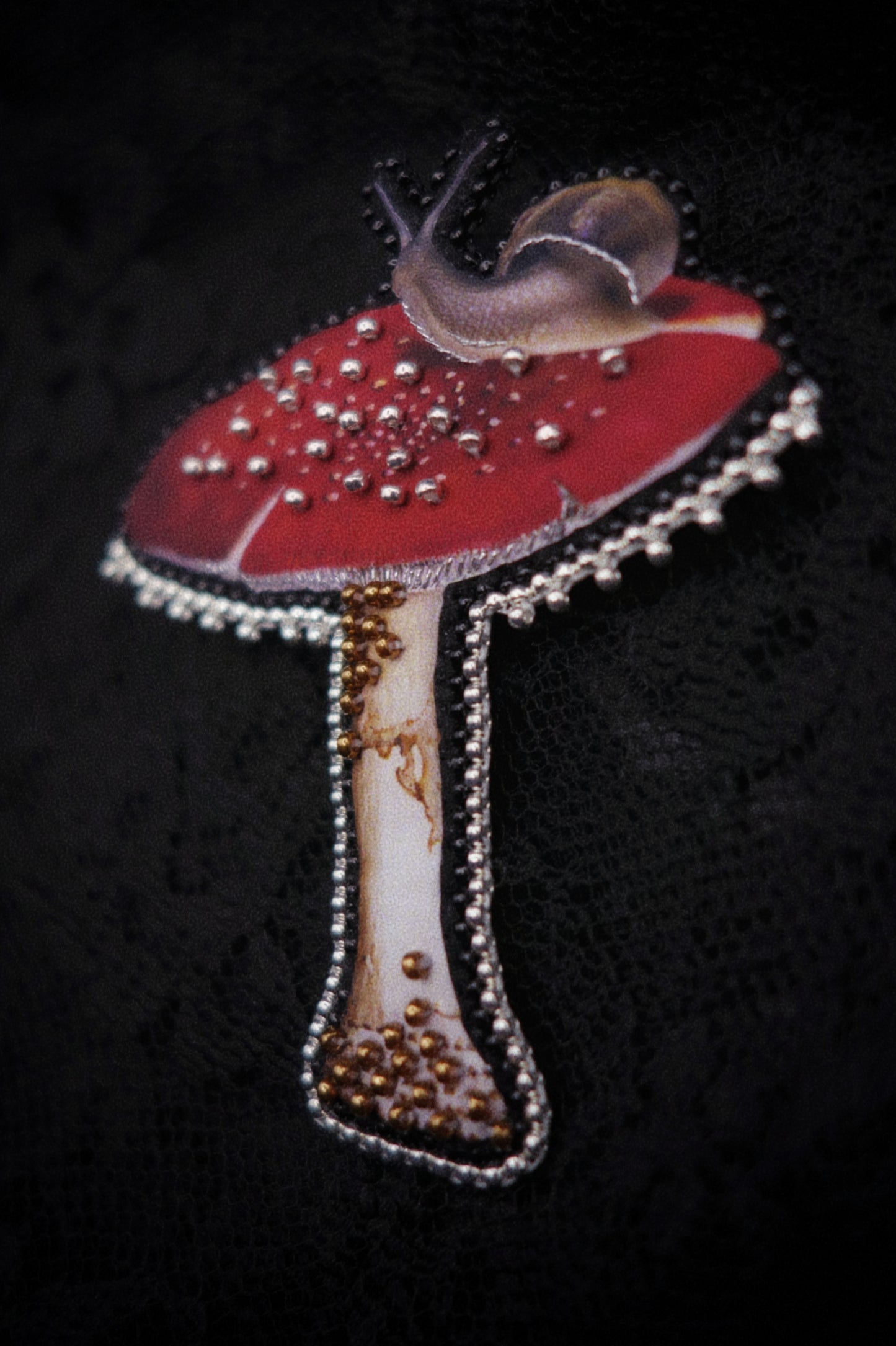 Broche champignon et escargot
