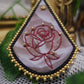 Broche rose -- vide atelier