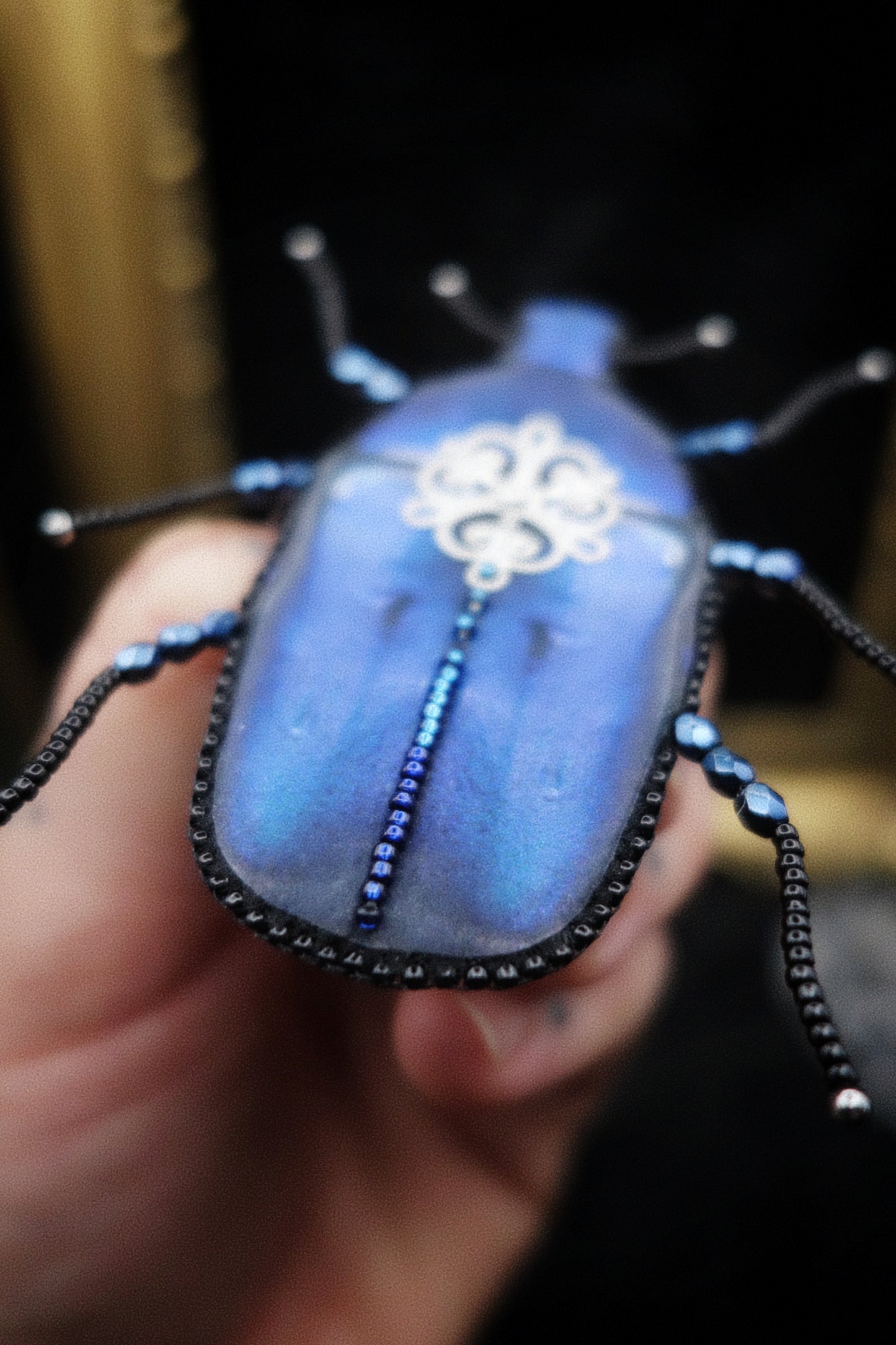 Broche scarabée