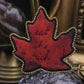Broche feuille "eat the rich"