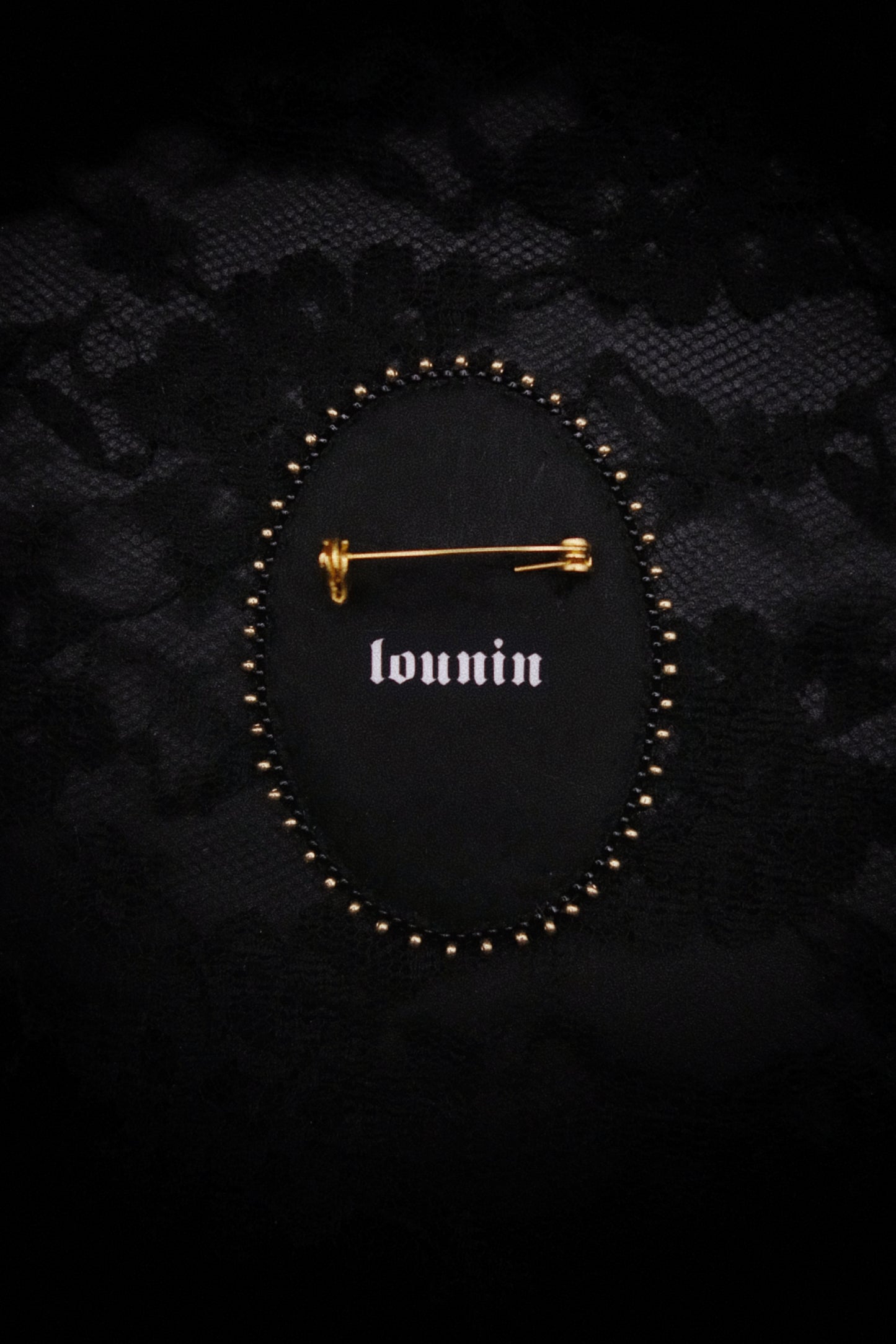 Broche tableau