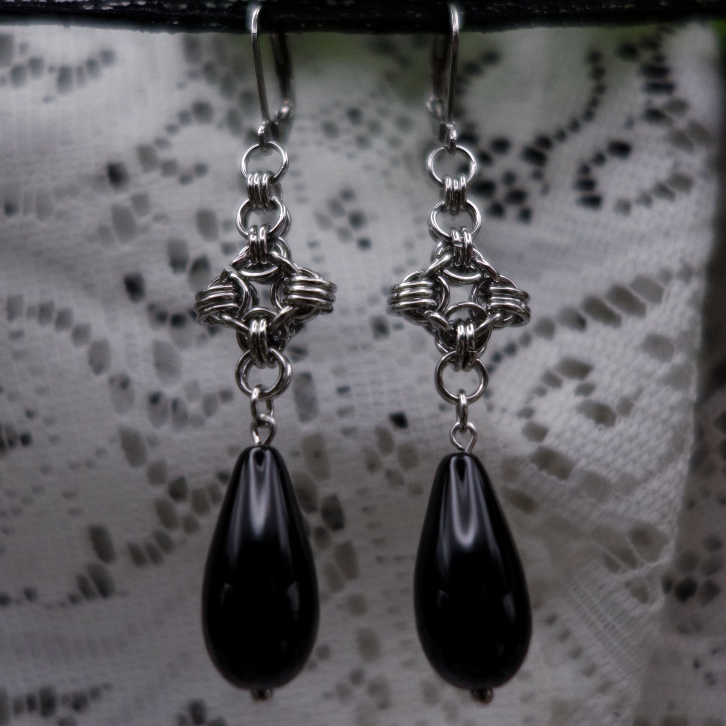 Boucles perles noires