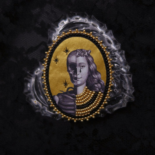 Broche gravure