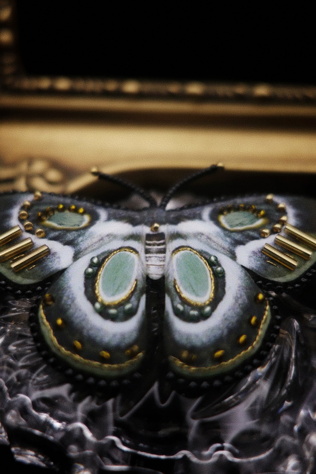 Broche papillon