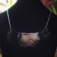 Collier mains