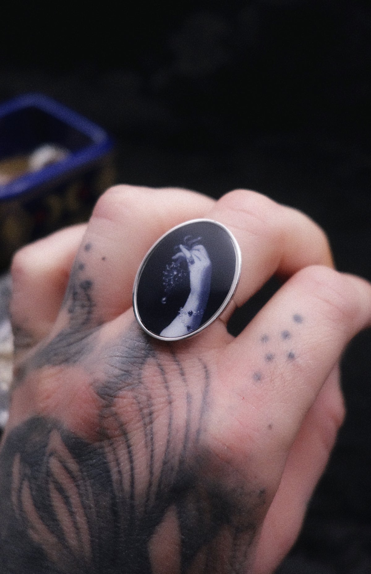 Bague main