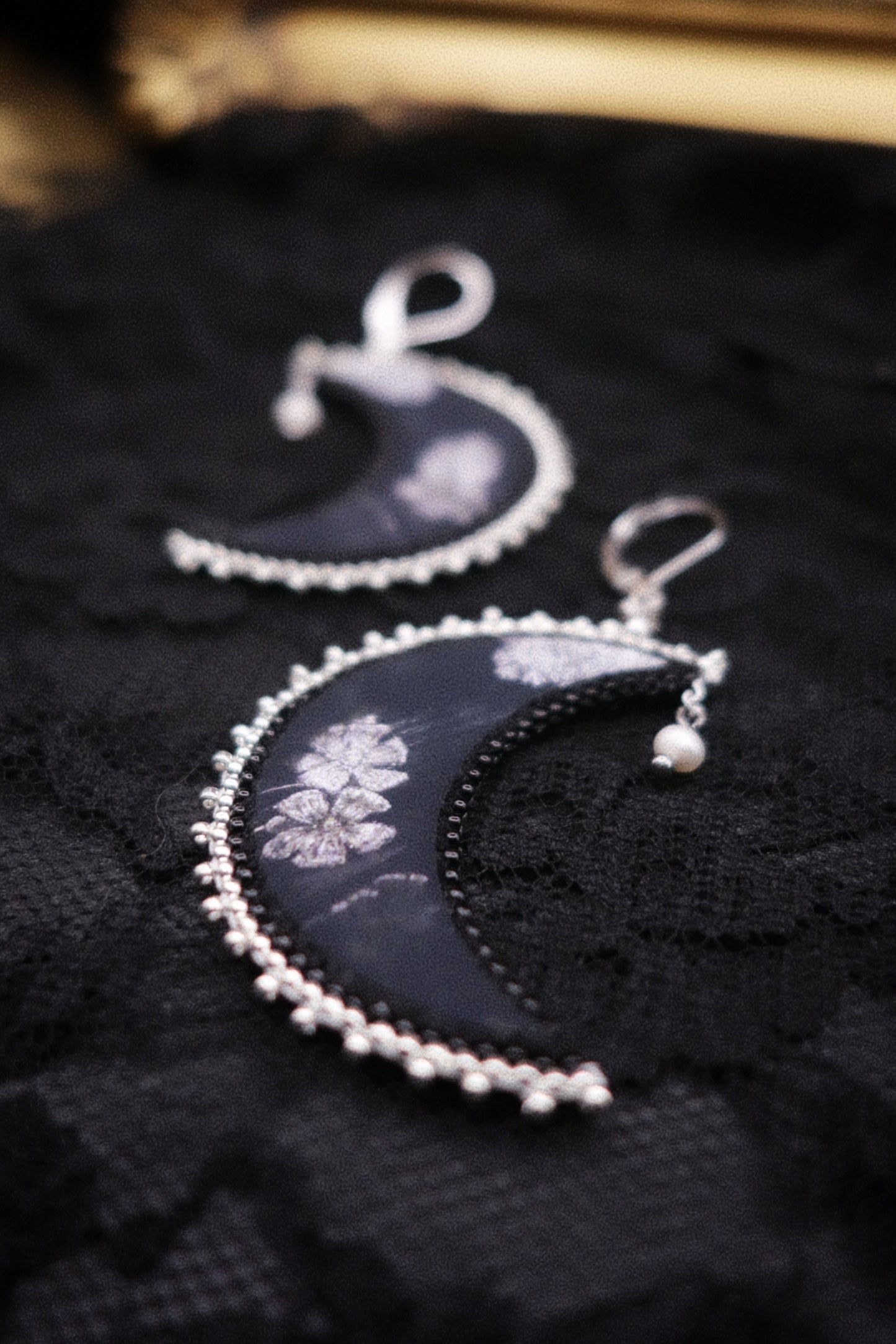 Boucles demi-lunes