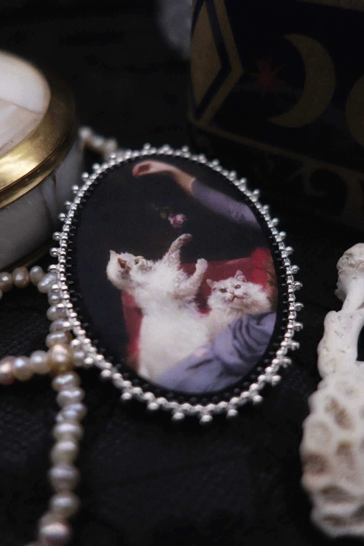 Broche tableau