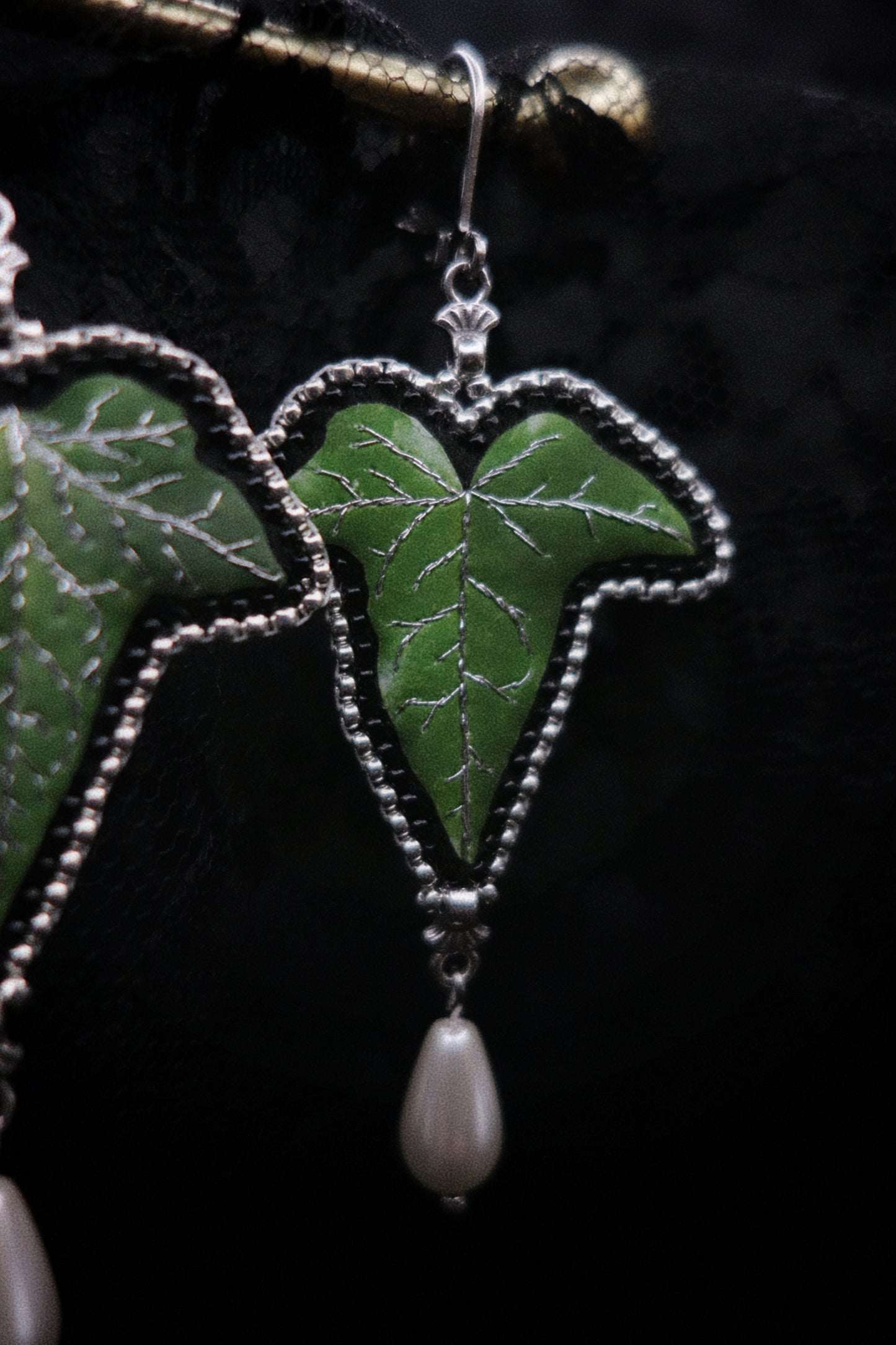 Boucles feuilles de lierre