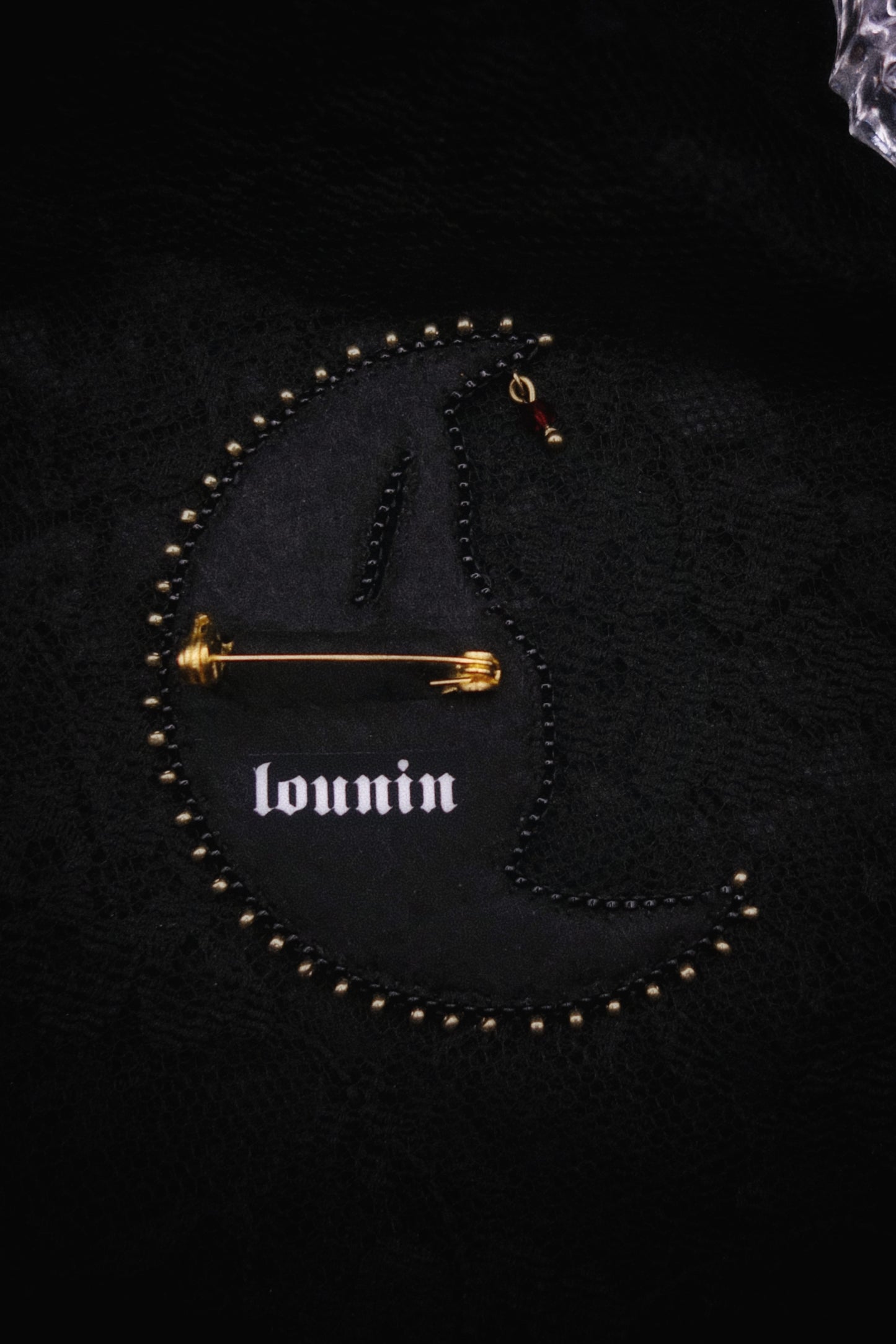 Broche chauve-souris et lune