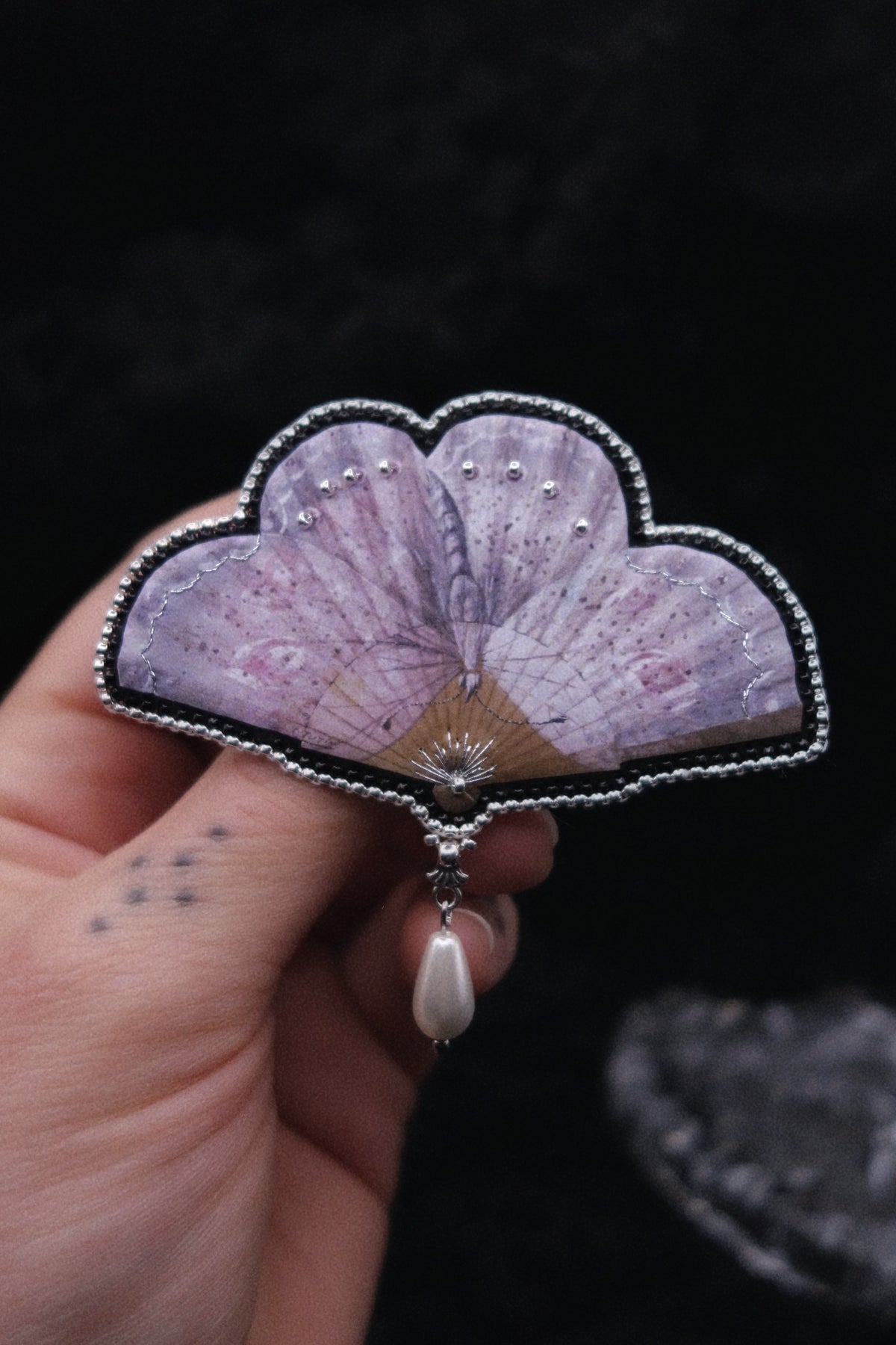 Broche éventail