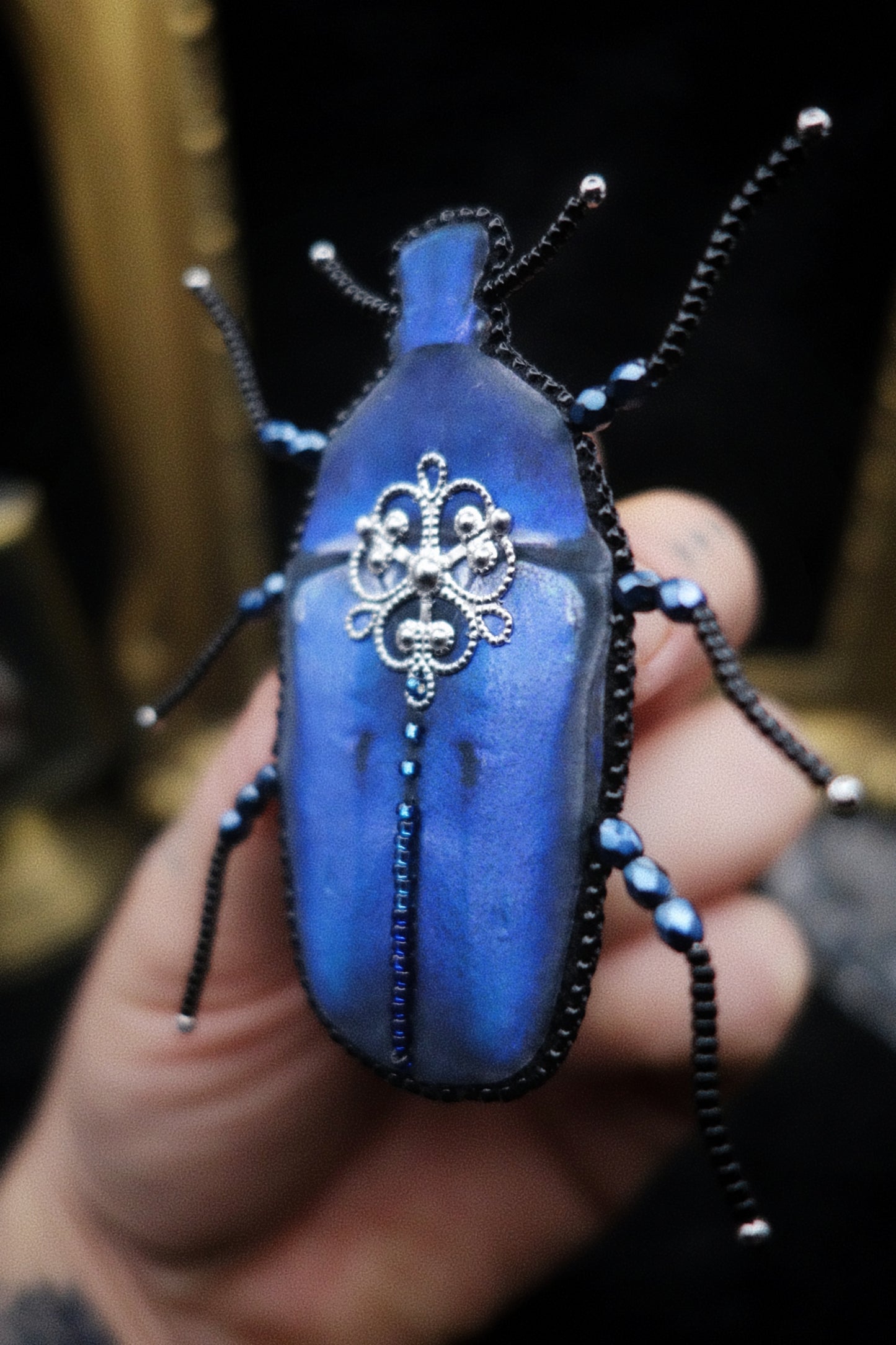 Broche scarabée