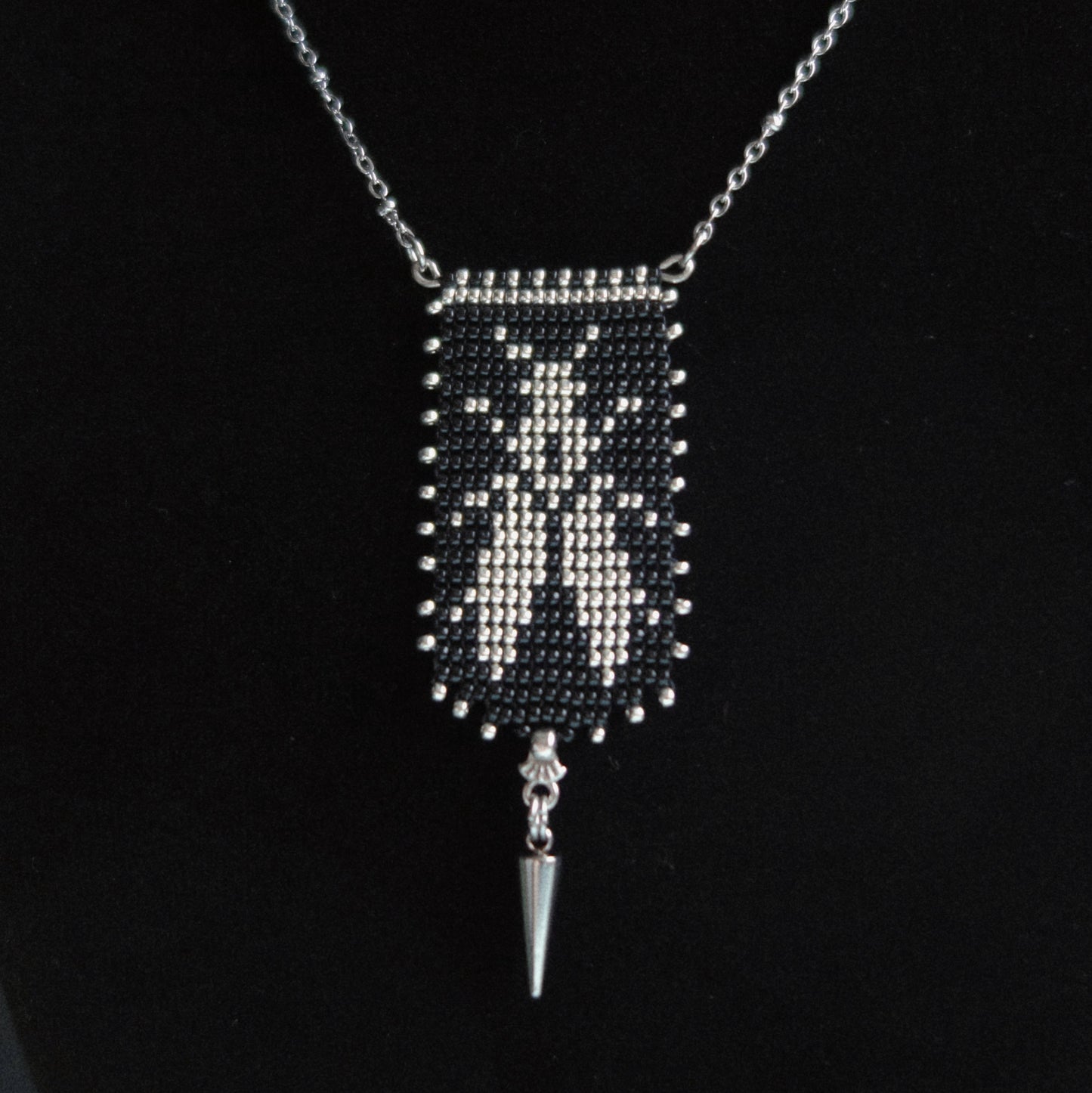 Collier insecte