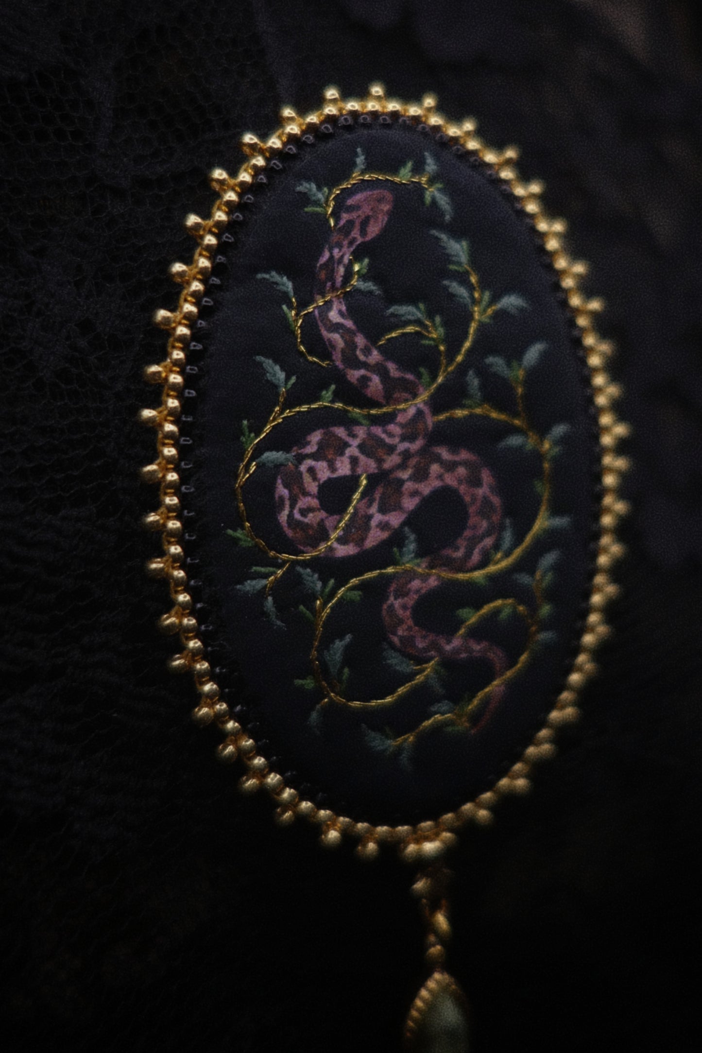Broche serpent